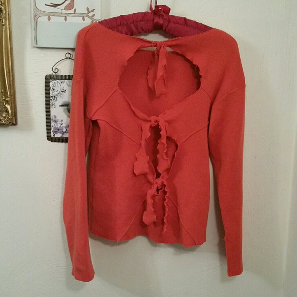 Poof! Tops - Unique Poof top w/back ties, Small